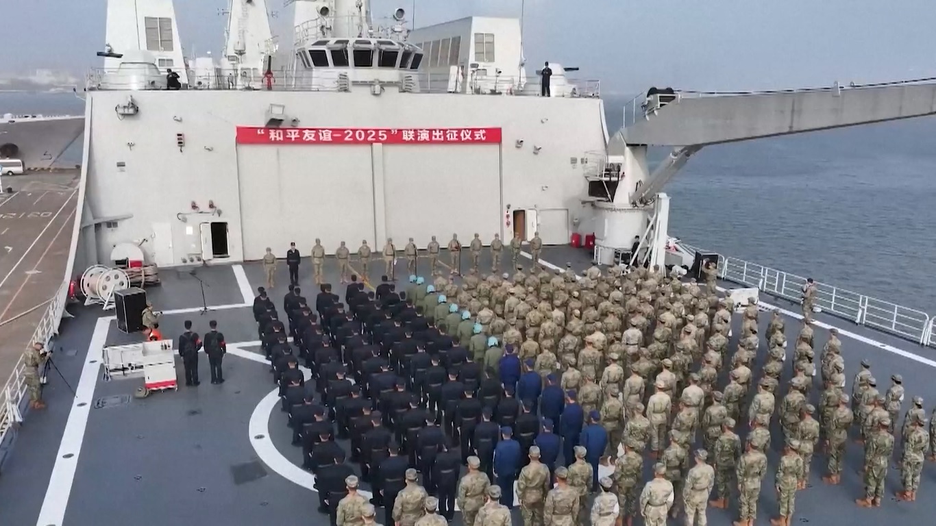 Kapal Perang Tiongkok Berlayar untuk Latihan Gabungan dengan Malaysia