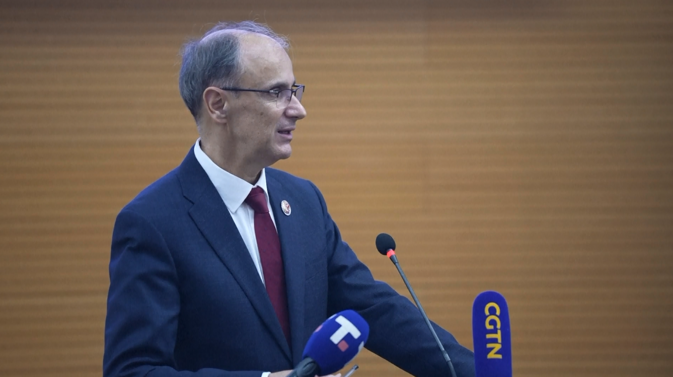 PM Serbia Kunjungi Universitas di Shanghai Sebelum Hadiri CIIE ke-8