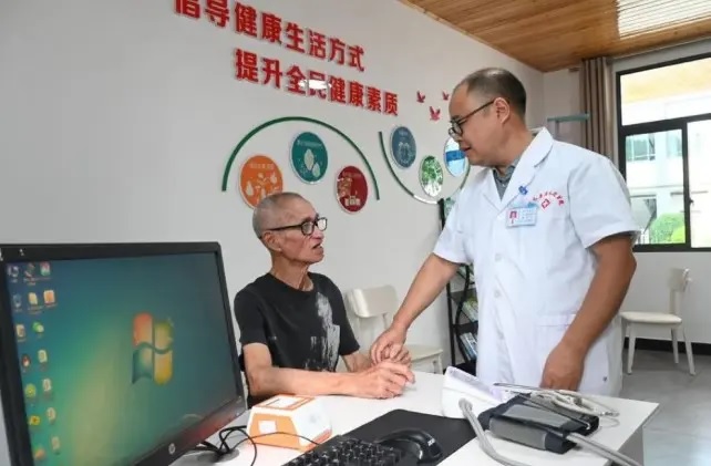 Tiongkok Targetkan Angka Harapan Hidup 80 Tahun pada 2030